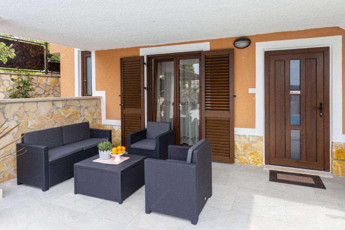Villa Vita In Porec - Haus Fuer 6-8 Personen Kaštelir المظهر الخارجي الصورة